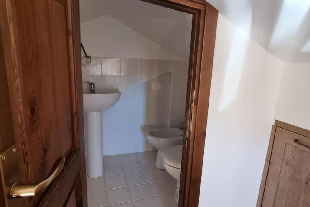 Il Nido Apartment Castel Di Sangro Bagian luar foto